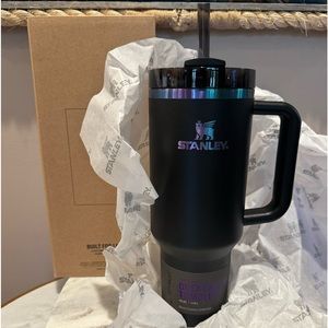 Stanley 40oz Black Chroma